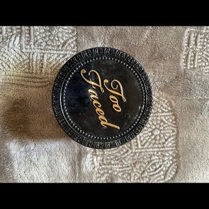 Too faced born this way lose powder